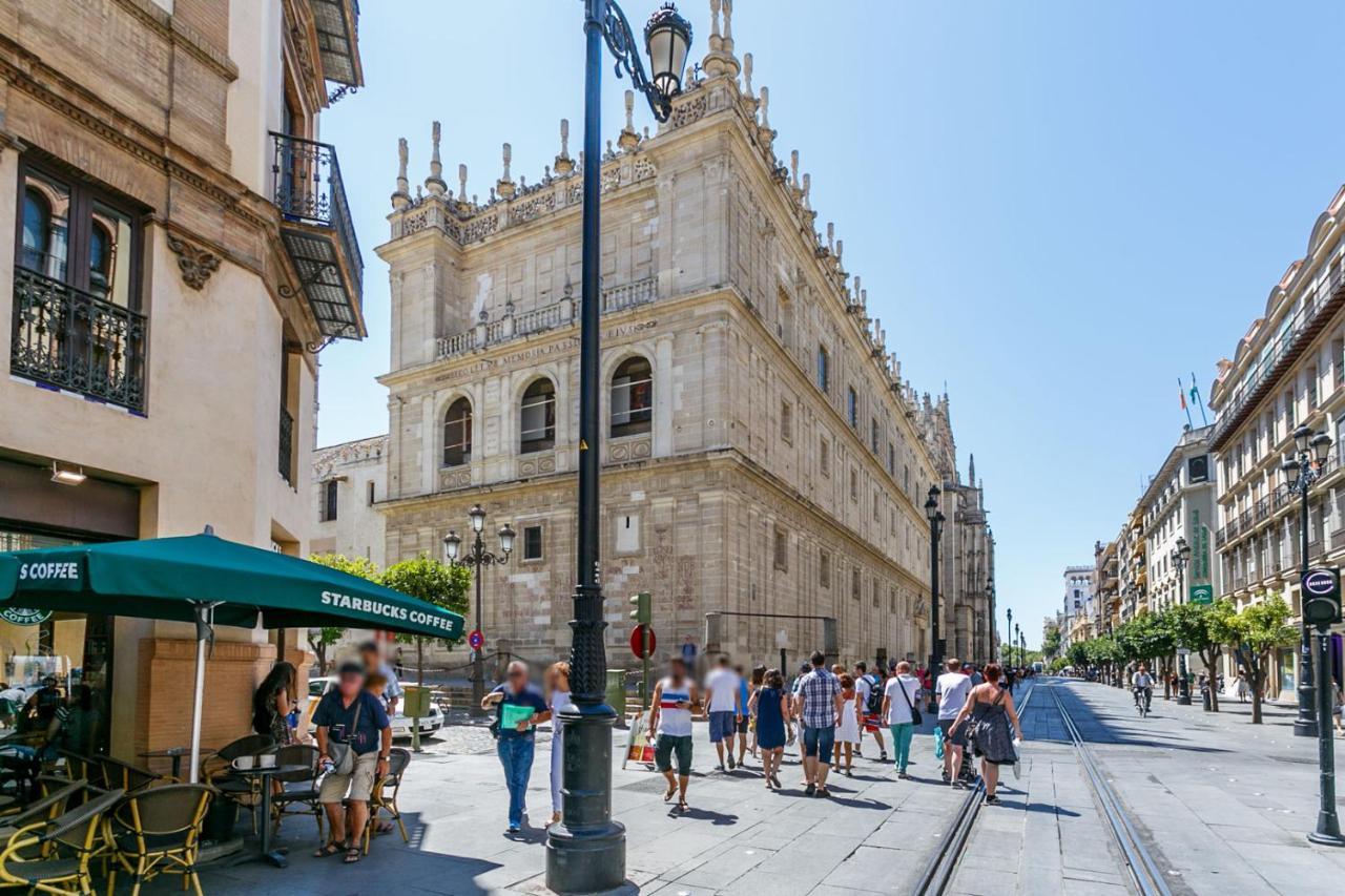 Apartamentos Catedral Seville Exterior photo